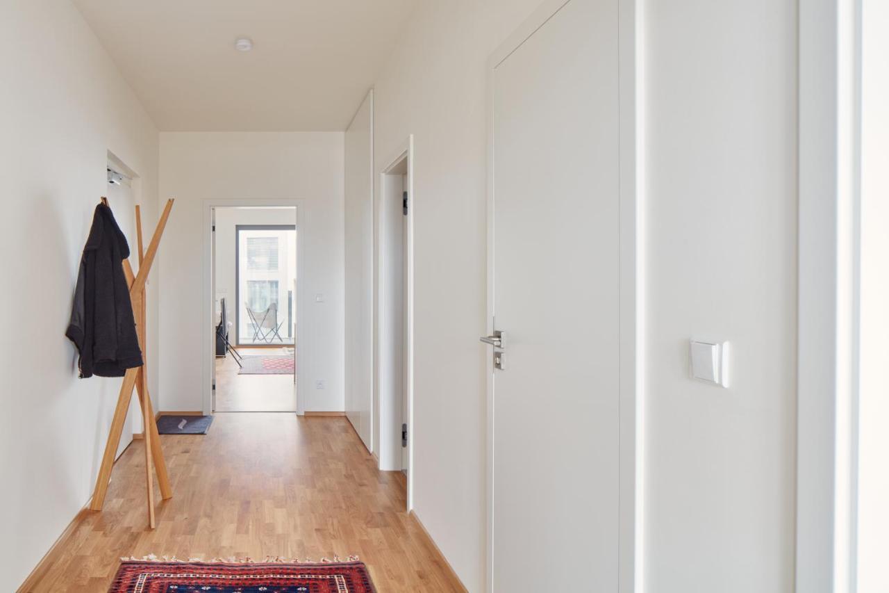 Prague Days - Designer Condo - Trendy Neighborhood ภายนอก รูปภาพ