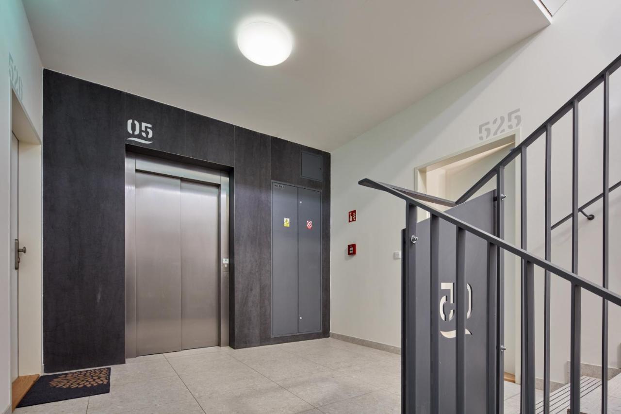Prague Days - Designer Condo - Trendy Neighborhood ภายนอก รูปภาพ